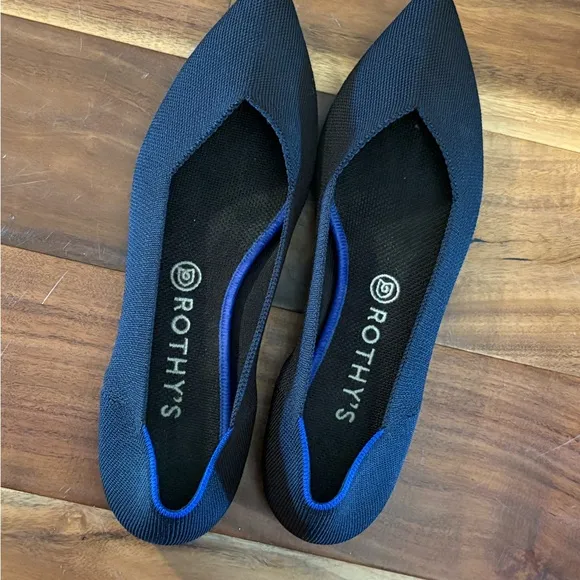 Rothy's Women's Black pointed toe  Flats size 42