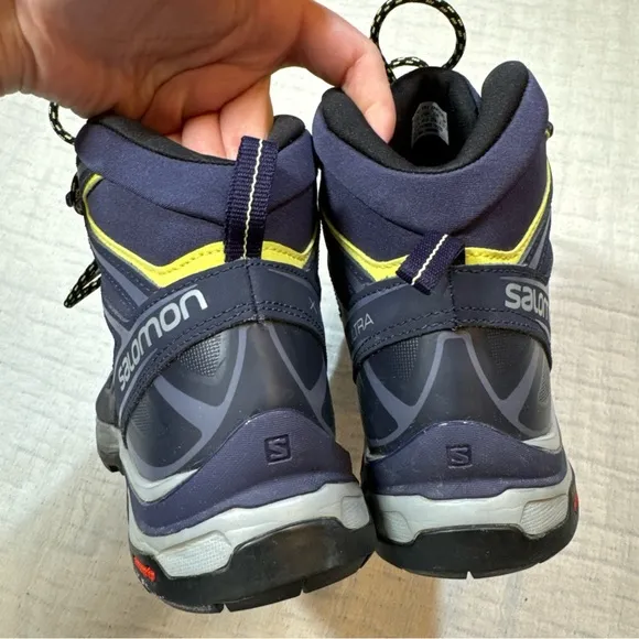 Salmon Women's X Ultra 3 Mid GTX W in Crown Blue Size 9 Goretex Hiking Boots