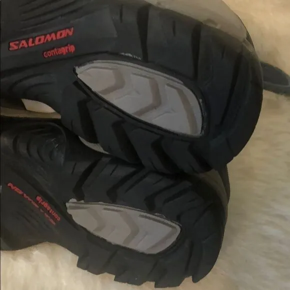 Salomon hiking boots 6.5 (1494)