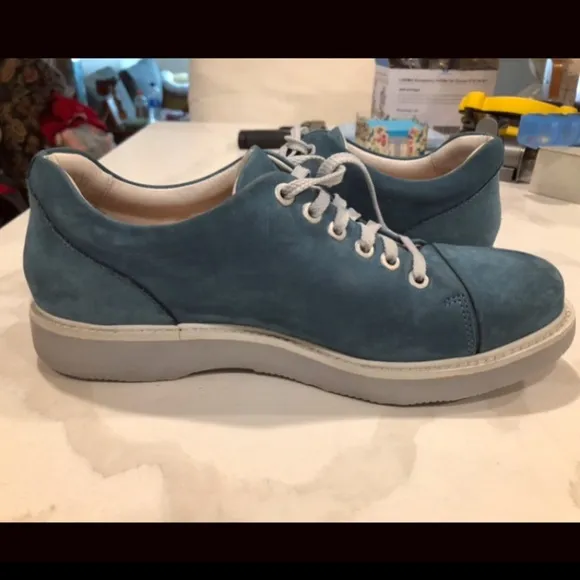 Samuel Hubbard’s ‘Hubbard Fast’ For Her Walking Sneaker