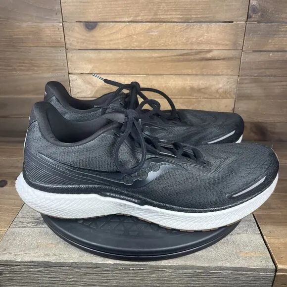 Saucony Triumph 19 Mens Sz 12 Black White Running Walking Comfort Shoes Sneakers