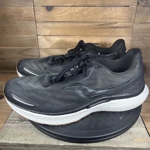 Saucony Triumph 19 Mens Sz 12 Black White Running Walking Comfort Shoes Sneakers