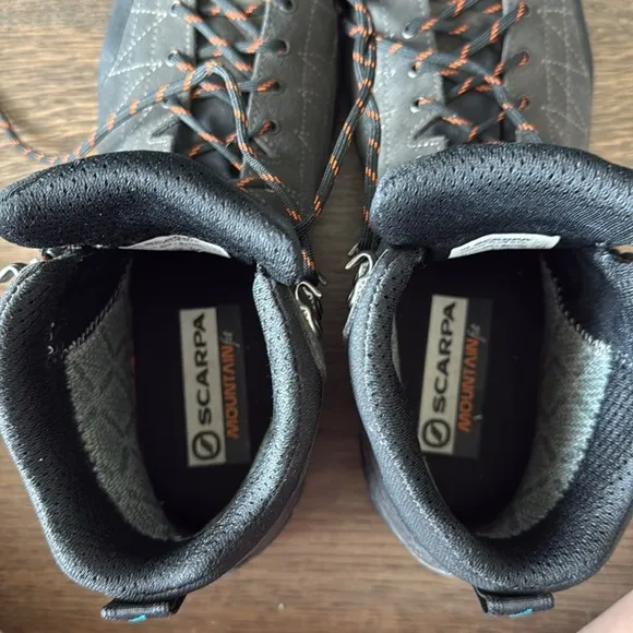 Scarpa Men's Zodiac Plus GTX Hiking Boots - Shark-Orange