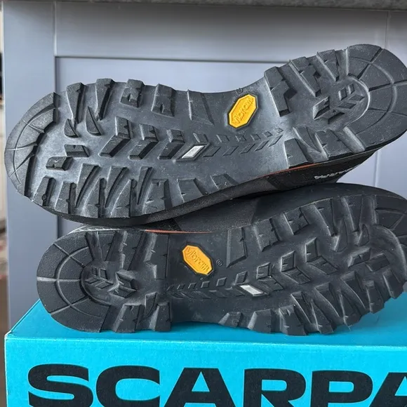 Scarpa Men's Zodiac Plus GTX Hiking Boots - Shark-Orange