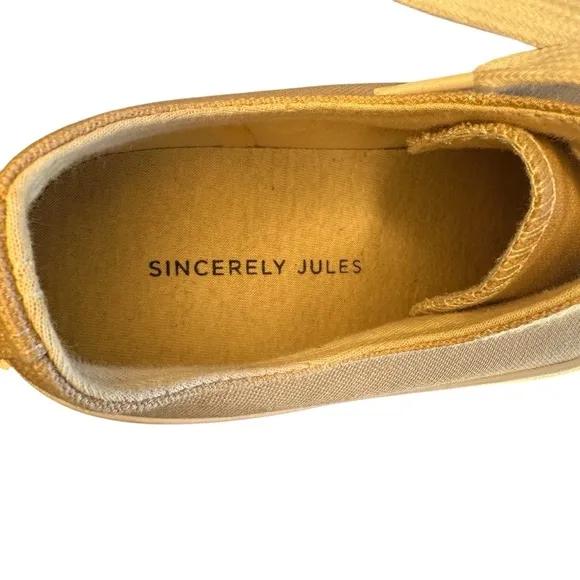Sincerely Jules Women’s Low-Top Lug Platform Sneakers - Tan/White (Size 8 M)