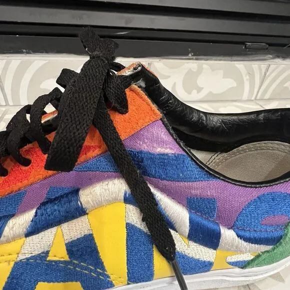 Size 10.5 - VANS Old Skool Statement