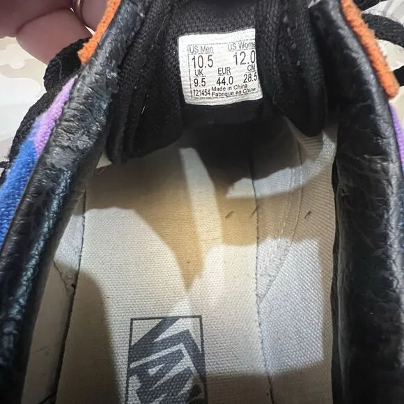 Size 10.5 - VANS Old Skool Statement
