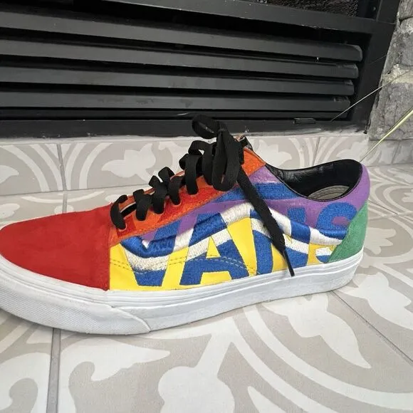 Size 10.5 - VANS Old Skool Statement