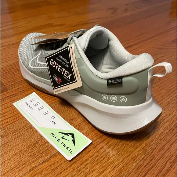 Size 11.5 - Nike Juniper Trail 2 GORE-TEX Running Shoes Jade Horizon / Sea Glass