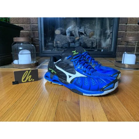Size 8.5 Mizuno Wave Tornado X Volleyball Athletic Shoes