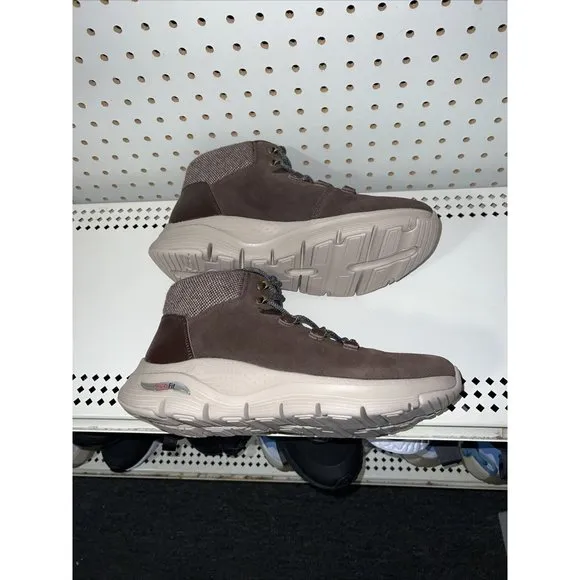 Skechers Arch Fit Extra Ordinary Womens Suede Winter Snow Boots Size 6 Brown