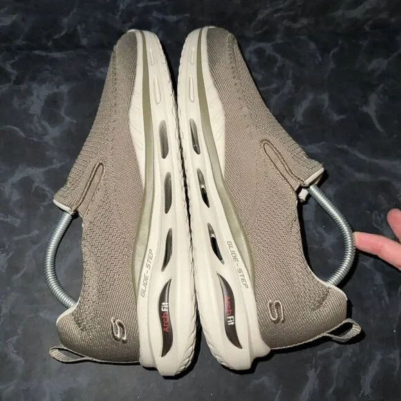 Skechers Arch Fit Orvan-Denison Taupe Tan Slip On Shoes Sneakers Mens Size 8.5