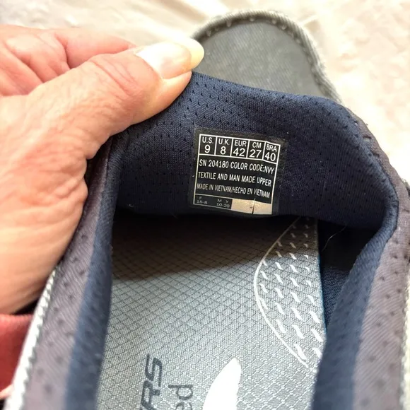Skechers Men's Arch Fit Motley Oven Sneaker - blue denim SZ 9 Worn 1X