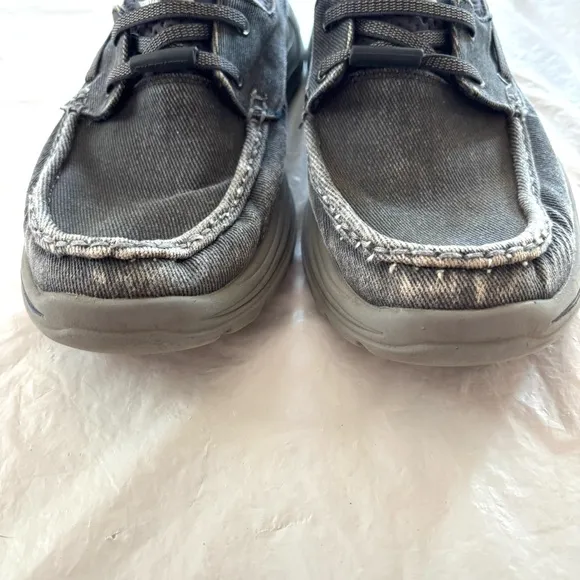 Skechers Men's Arch Fit Motley Oven Sneaker - blue denim SZ 9 Worn 1X