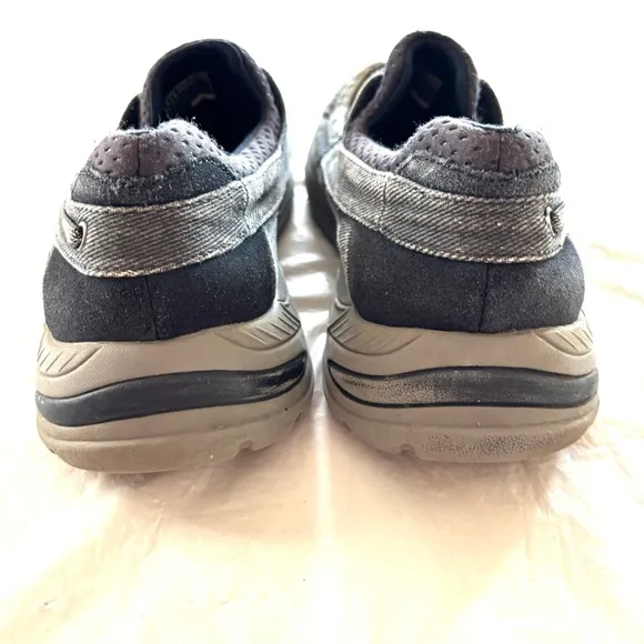 Skechers Men's Arch Fit Motley Oven Sneaker - blue denim SZ 9 Worn 1X