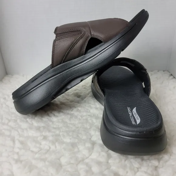Skechers MGo Walk Arch Fit Men's Slide Size 11 Brown Leather Comfy Shoes