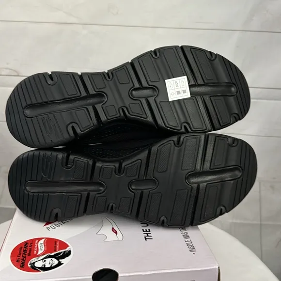 Skechers Size 11 Arch Fit Big Appeal Black Athletic Shoes Sneakers Lace-up