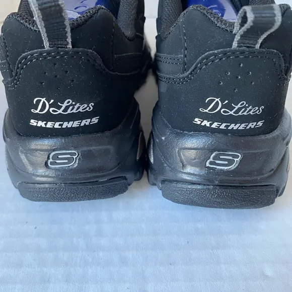 Skechers Women’s Shoes D’Lites Raptures Black Size 6 New