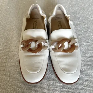 Softwaves Gali Loafer Creme Cream with Link Accents size 7  7.5