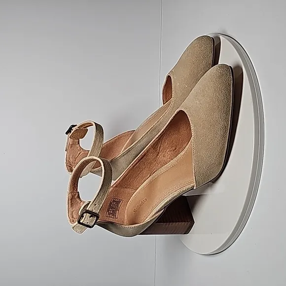 Soludos The Gemma Shoes Stacked Heels Ankle Strap Almond Toe Suede Sand Beige 10