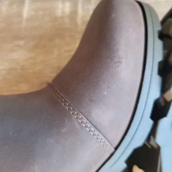 SOREL Blackened Brown Emelie Chelsea Boot Waterproof Size 6