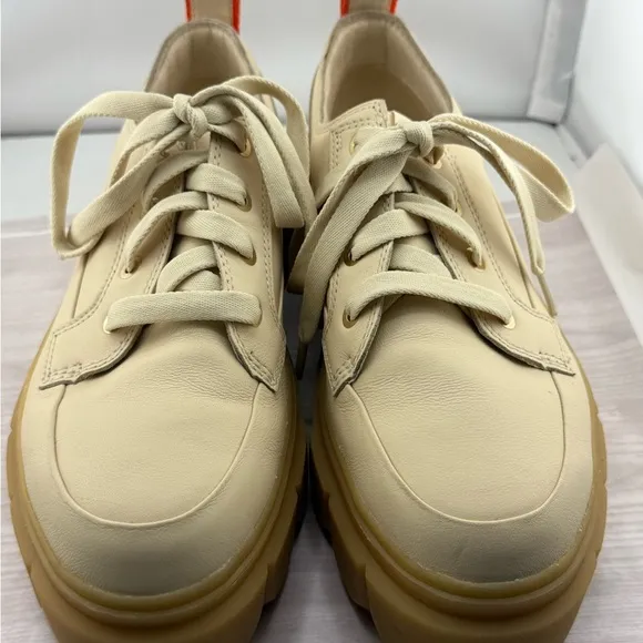 Sorel Cream and Tan Chunky Sole Sneakers