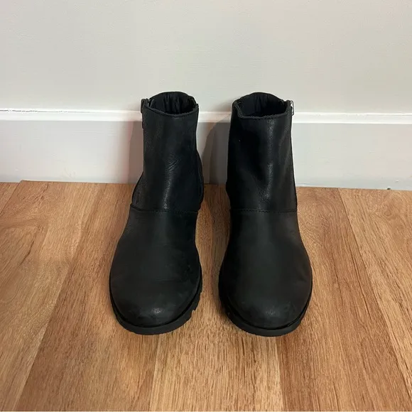 Sorel Harlow Zip Waterproof Black Ankle Boots Shoes Women Size 6