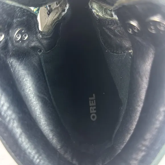 Sorel Kinetic Conquest Winter Women's Hiking Boots