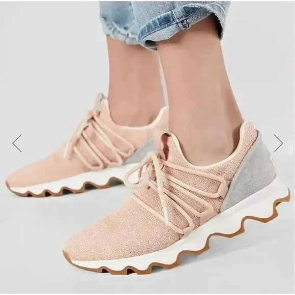Sorel Kinetic Lace Up Scalloped Oversized Sole Sneakers Knit Women’s Size 8.5