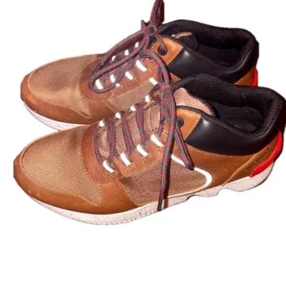 Sorel Men's Mac Hill WP Chukka Shoes Size 8.5