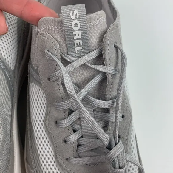 Sorel Ona Gray white Casual Sneakers Size 8.5 Lace up Tread walking running