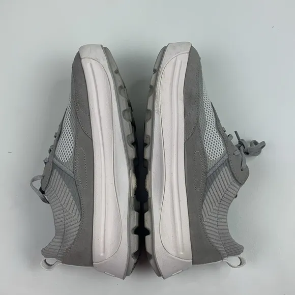 Sorel Ona Gray white Casual Sneakers Size 8.5 Lace up Tread walking running
