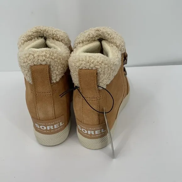 Sorel Out n About Cozy hidden wedge boots suede hiking shearling winter new 8