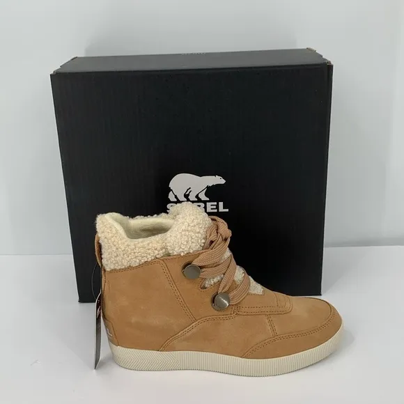Sorel Out n About Cozy hidden wedge boots suede hiking shearling winter new 8