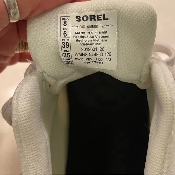 Sorel Out N About III Low Canvas Womens Sneakers - Sea Salt/Tippet - U.S Size 8