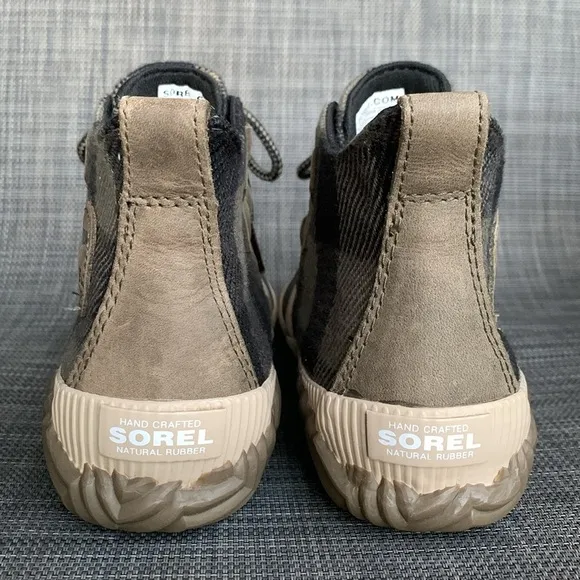 Sorel Out 'N About Plus Alpine Plaid waterproof boots winter shoes women’s 5.5