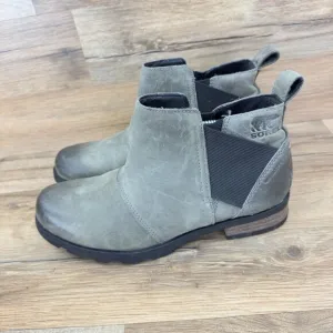 Sorel Size 7.5 Emelie Chelsea Booties Gray Leather Waterproof NL2671-053 Women