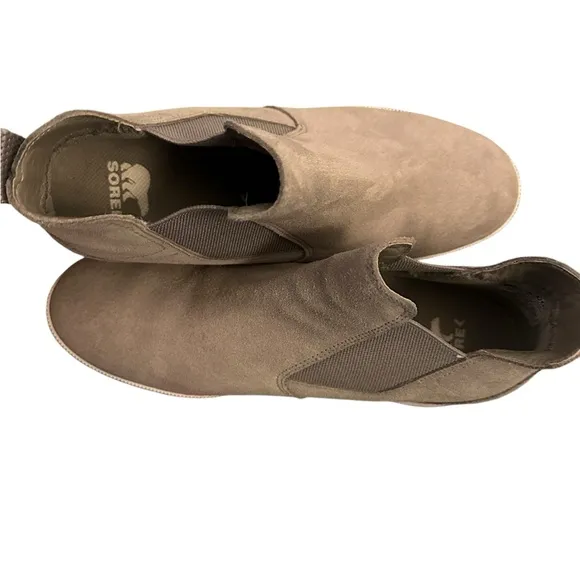 Sorel Women's Out N About Slip On Wedge Bootie Shoes Women’s Size 10. Dove grey
