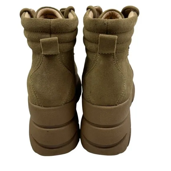 Steve Madden &quot;Husky&quot; Tan Suede Chunky/Platform Boots/Sneakers Women's Size 6.5