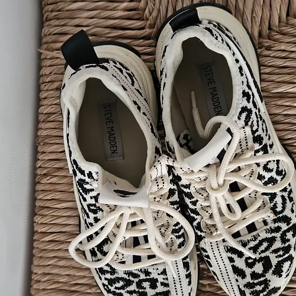 Steve Madden  Black and White Women's Sneakers Size 7.5