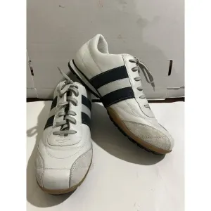 STEVE MADDEN MEN'S  SIZE 13 WHITE  BLUE STRIPES  Soccet SHOES