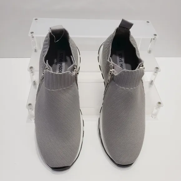 Steve Madden Omaha Grey White Sneaker Shoes with Zipper New