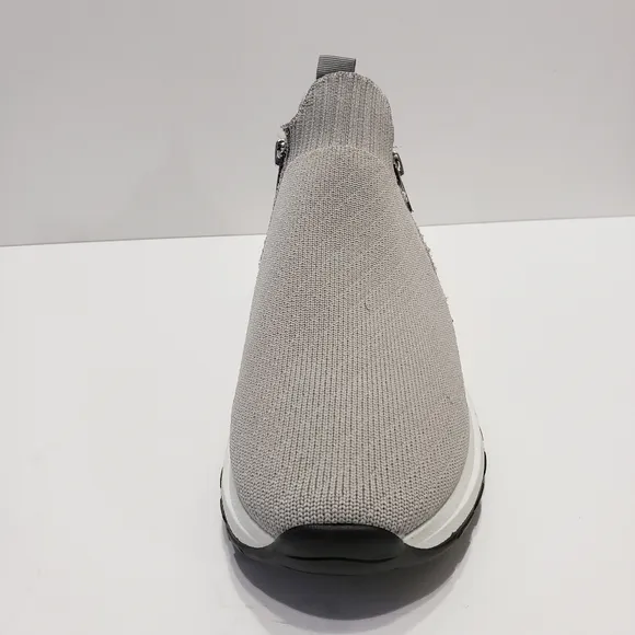 Steve Madden Omaha Grey White Sneaker Shoes with Zipper New