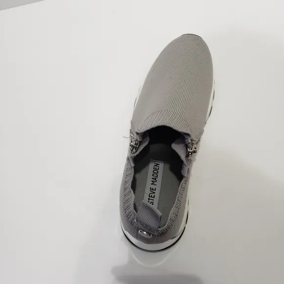 Steve Madden Omaha Grey White Sneaker Shoes with Zipper New