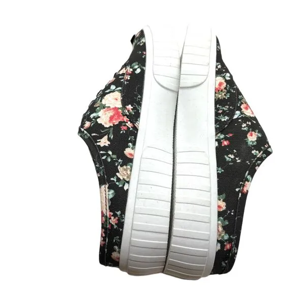 Steve Madden Slip on Sneakers Scotch Floral Women Size 10 New in Box with Dust