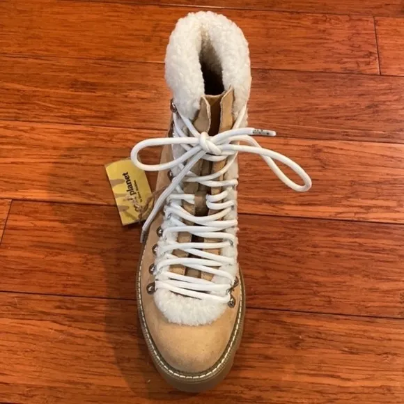 Steve Madden Tan Woman's Hiker Boots, woman’s boots
