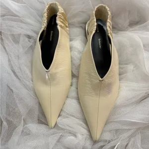 Stylish Beige Pointed Flats
