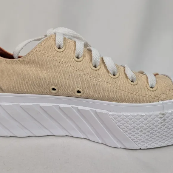 Stylish Cream Platform Sneakers