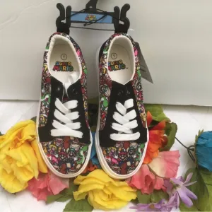 Super Mario kids sneakers. Size 1. New