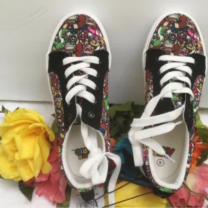 Super Mario sneakers. Size 4. New
